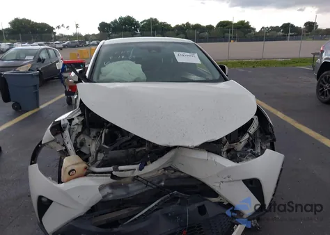 2021 Toyota C-Hr Limited from USA, damaged, VIN NMTKHMBX3MR138698